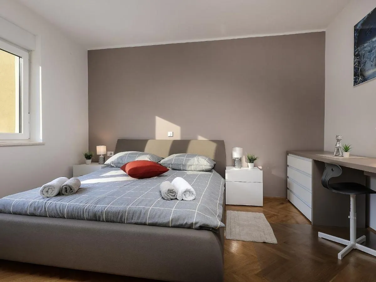 Apartment Rodela 0*, Opatija Croatia